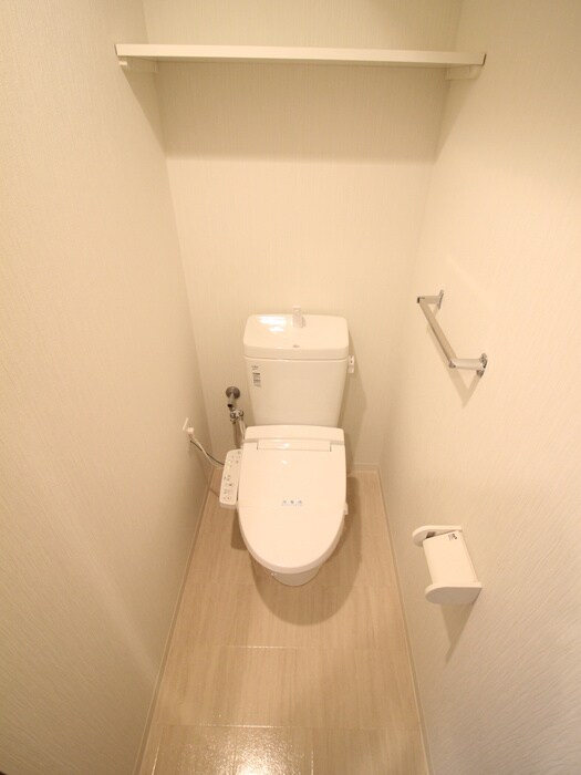 物件内観写真14　(トイレ)