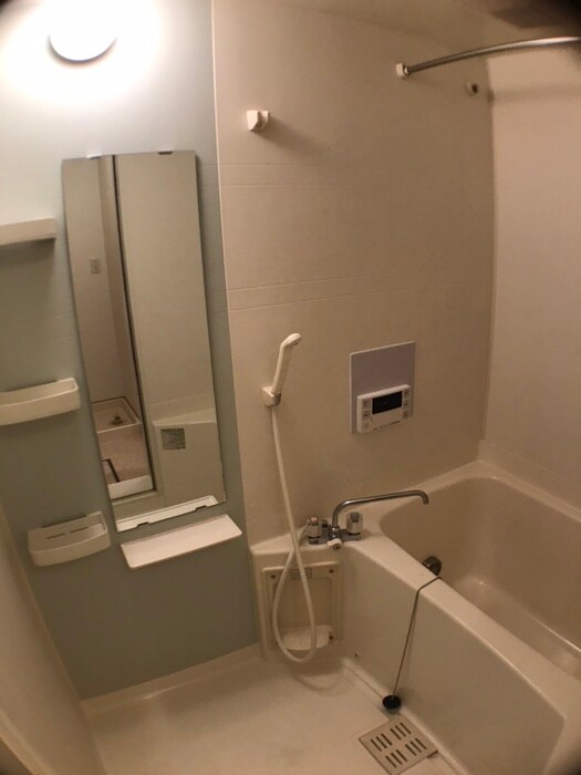物件内観写真9　(バス／シャワールーム等)
