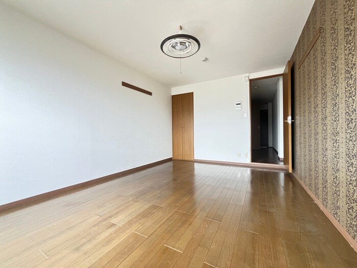 物件内観写真12　(居室)