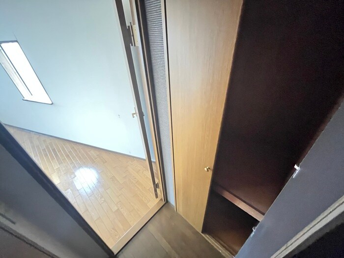 物件内観写真13　(収納)