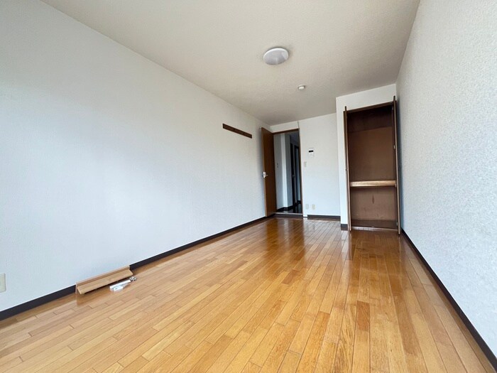 物件内観写真14　(居室)