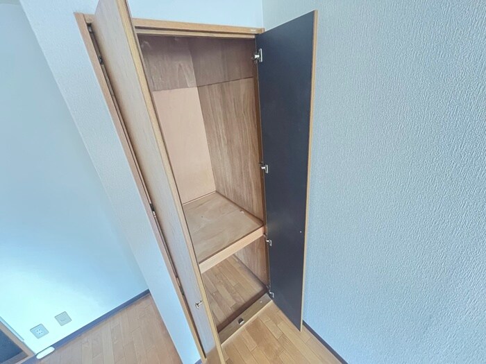 物件内観写真15　(収納)