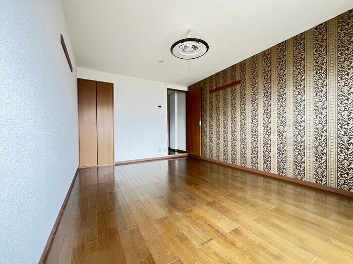 物件内観写真18　(居室)