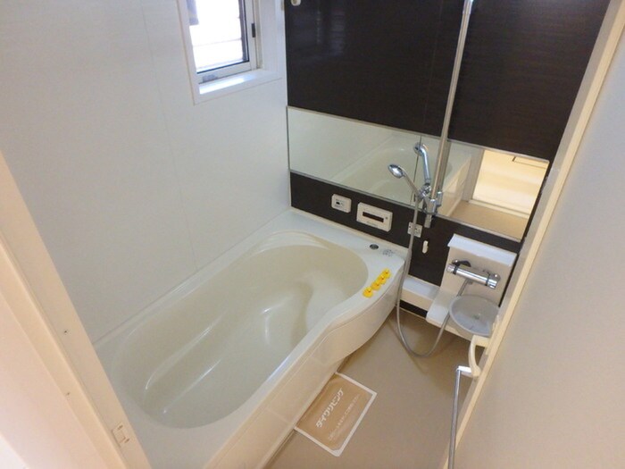 物件内観写真4　(バス／シャワールーム等)