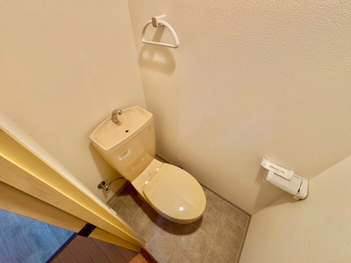 物件内観写真13　(トイレ)