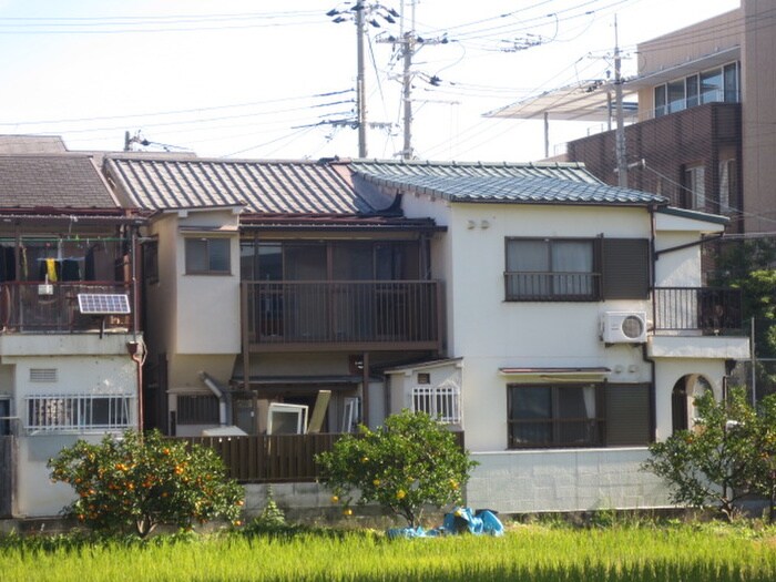 青野テラスハウス猪名寺2-13-12の物件外観写真