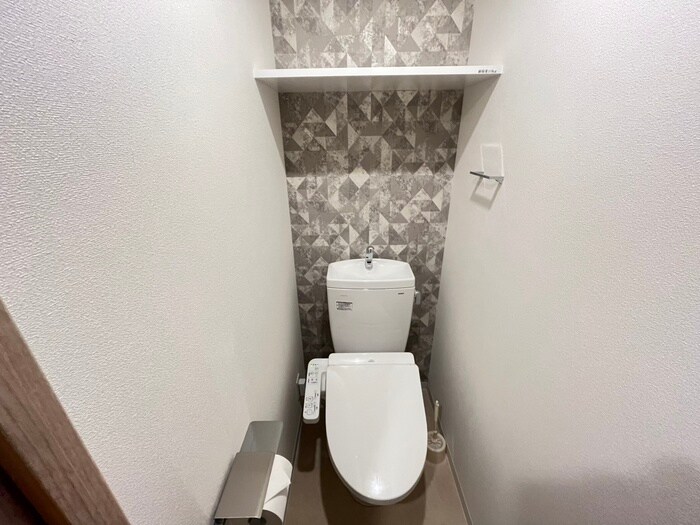 物件内観写真11　(トイレ)