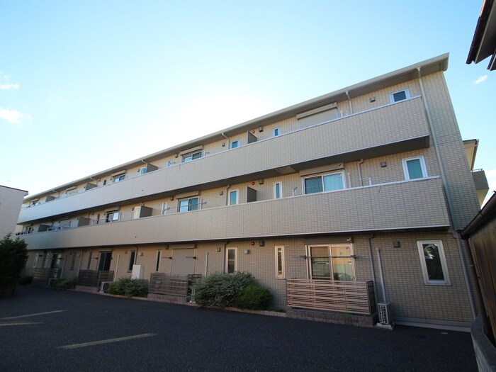 物件外観写真3　(外観写真)