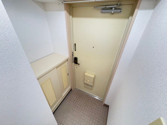 物件内観写真16　(靴箱)