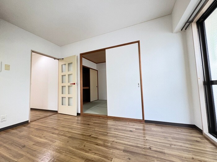 物件内観写真19　(居室)