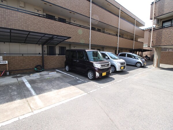 バイク置き場