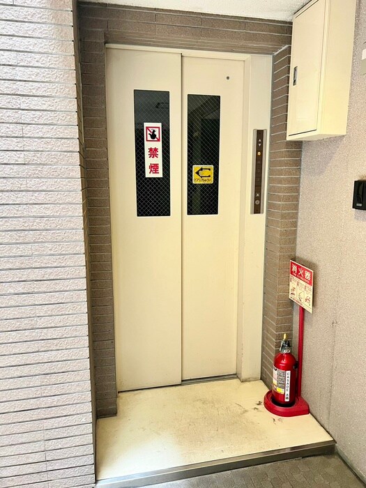 物件外観写真4　(建物設備)