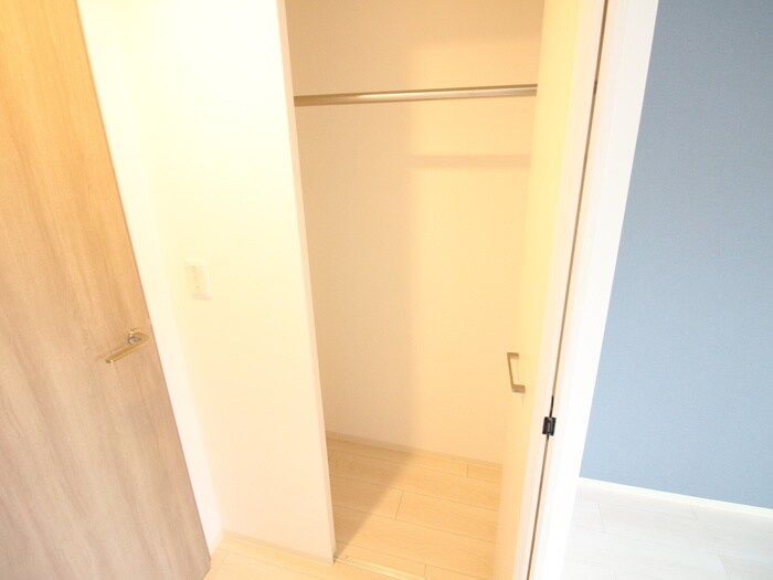 物件内観写真16　(収納)