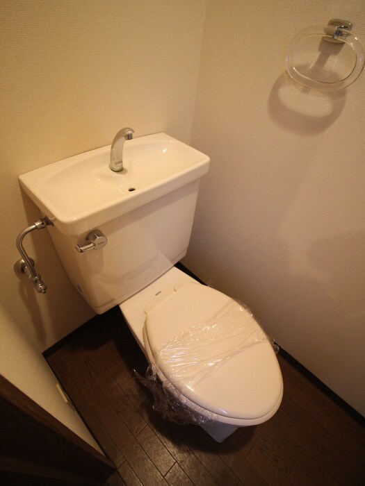 物件内観写真7　(トイレ)