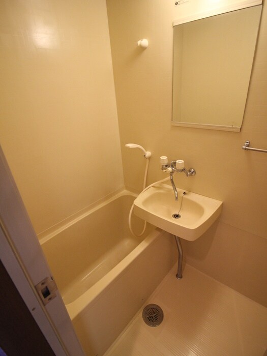 物件内観写真9　(バス／シャワールーム等)