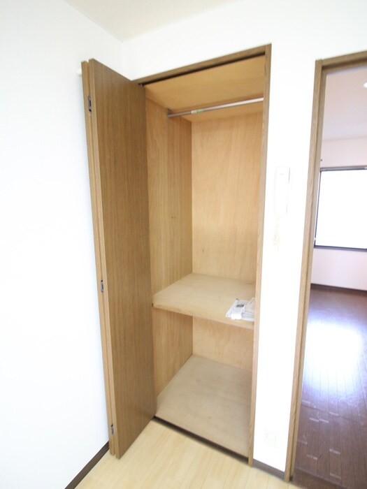 物件内観写真17　(収納)