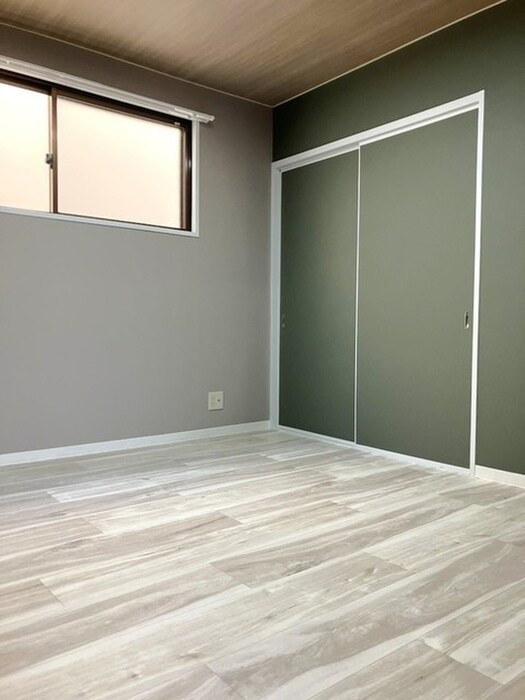 物件内観写真10　(収納)