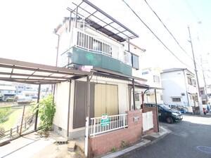 寝屋川市国松町戸建外観写真