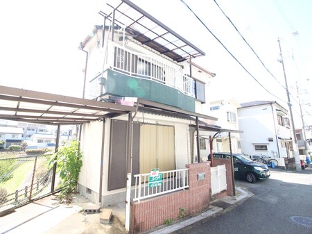 寝屋川市国松町戸建外観写真