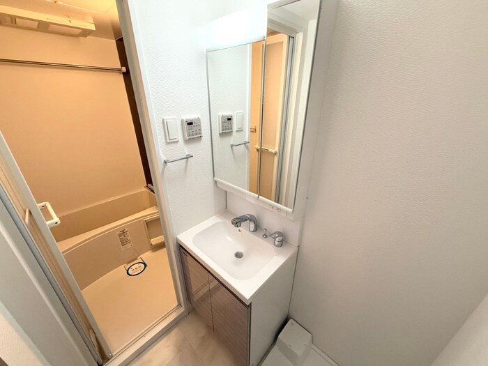 物件内観写真10　(洗面)