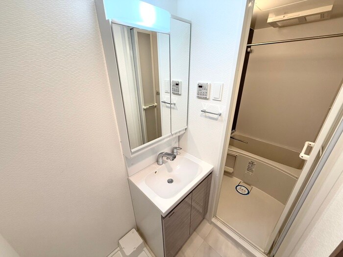 物件内観写真10　(洗面)