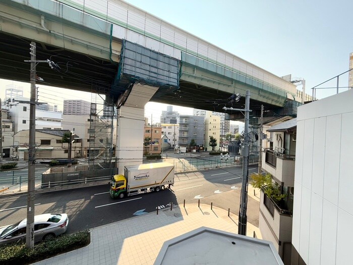 物件内観写真16　(室内からの展望)