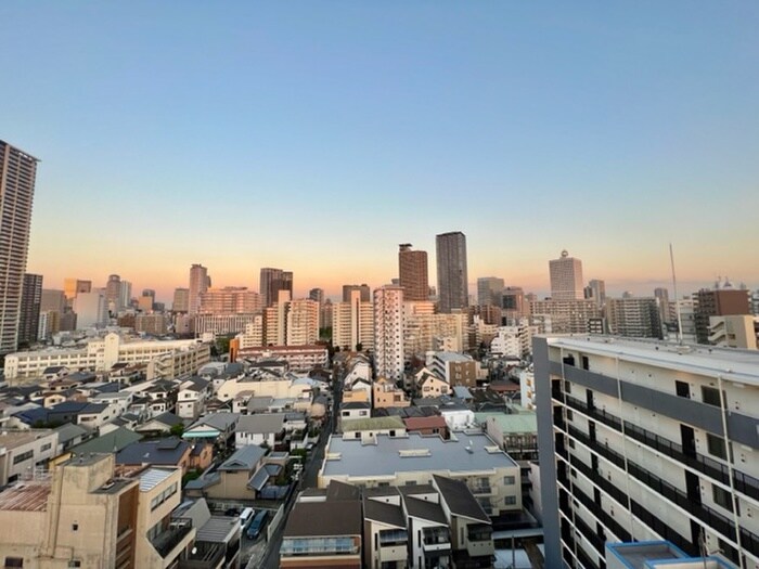 物件内観写真16　(室内からの展望)