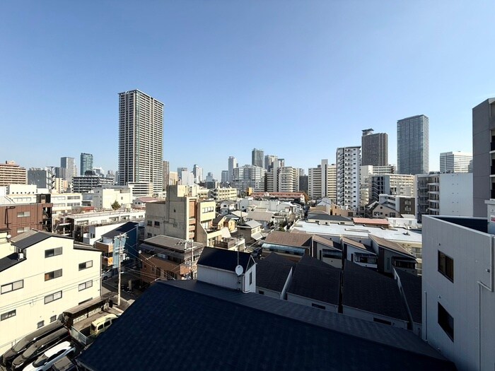 物件内観写真16　(室内からの展望)