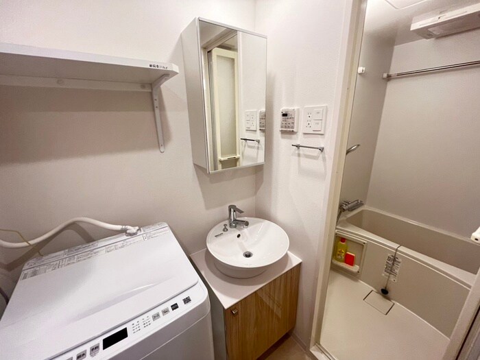 物件内観写真9　(洗面)