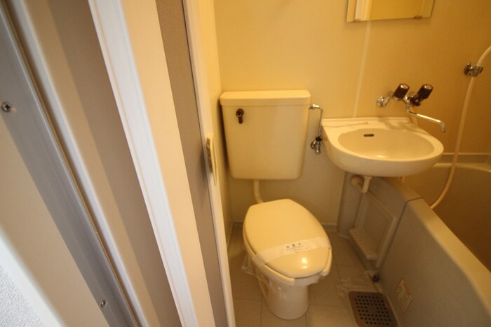 物件内観写真10　(トイレ)