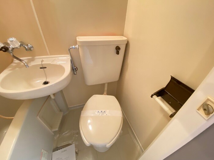 物件内観写真11　(トイレ)