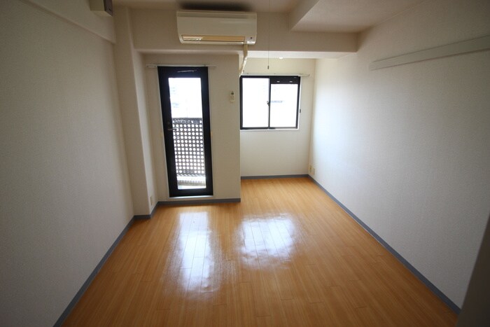 物件内観写真19　(居室)