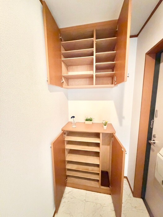 物件内観写真14　(靴箱)