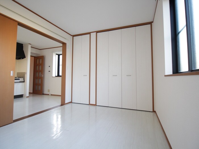 物件内観写真17　(収納)