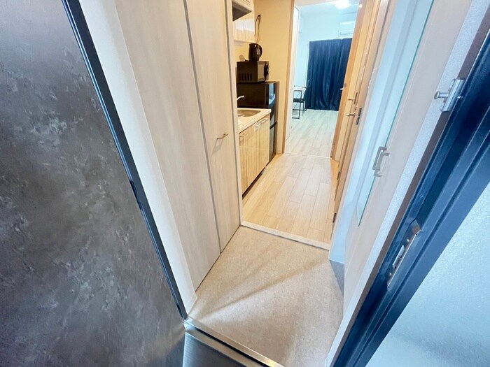 物件内観写真14　(玄関)