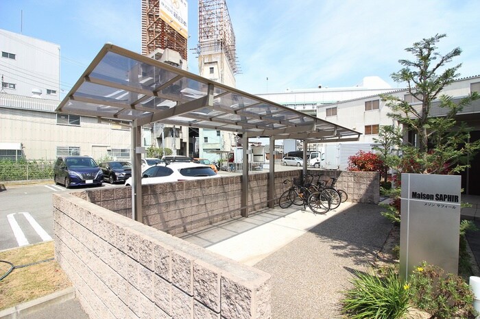 物件外観写真4　(駐輪場)