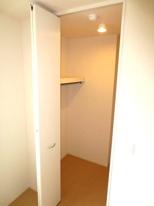 物件内観写真14　(居室)