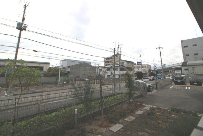 物件内観写真20　(室内からの展望)