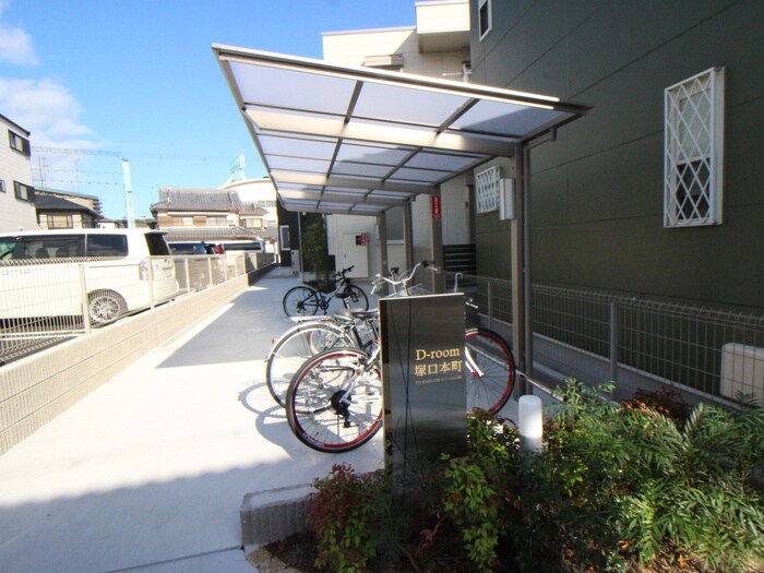 物件外観写真6　(駐輪場)