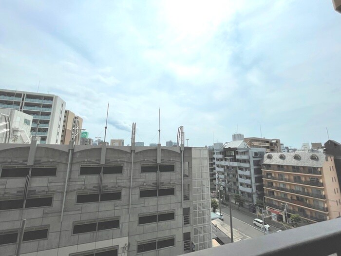 物件内観写真22　(室内からの展望)