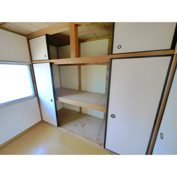 物件内観写真8　(収納)