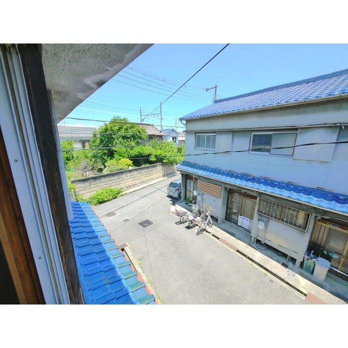 物件内観写真13　(室内からの展望)