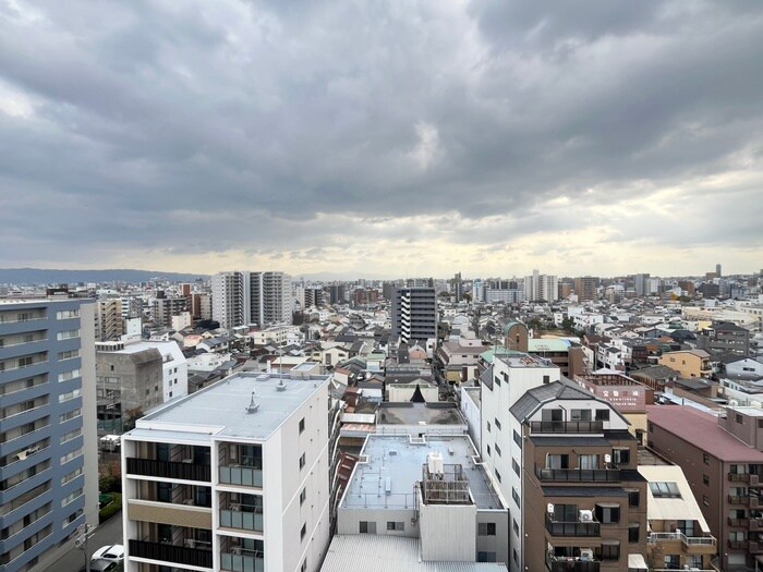 物件内観写真14　(室内からの展望)