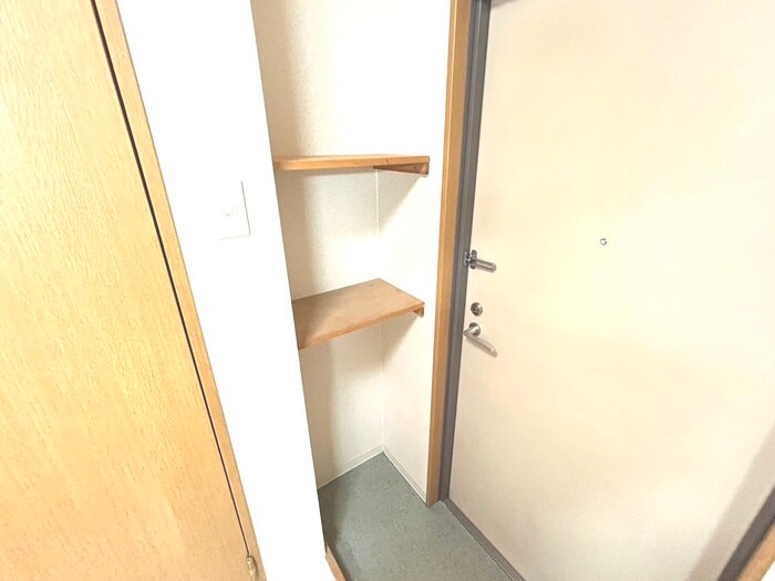 物件内観写真8　(収納)