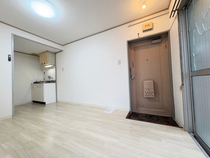 物件内観写真11　(居室)