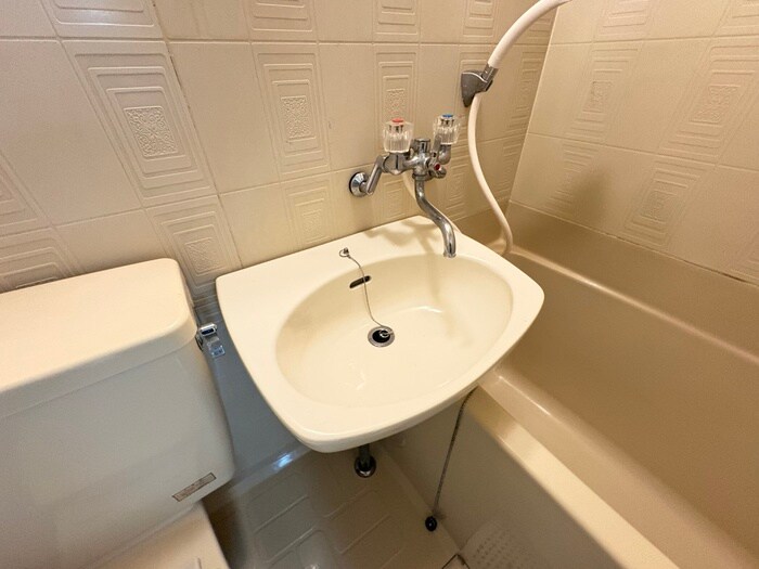 物件内観写真13　(洗面)