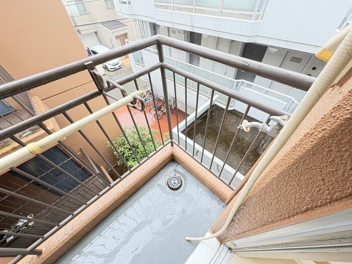 物件内観写真20　(洗濯機置場)