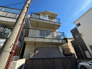 摂津コーポ外観写真