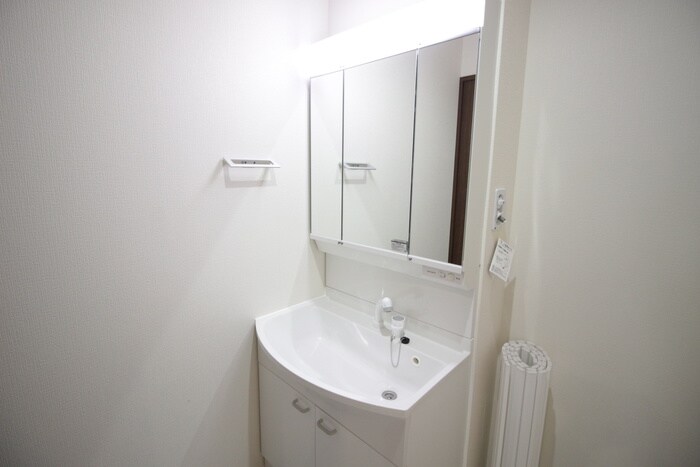 物件内観写真10　(洗面)