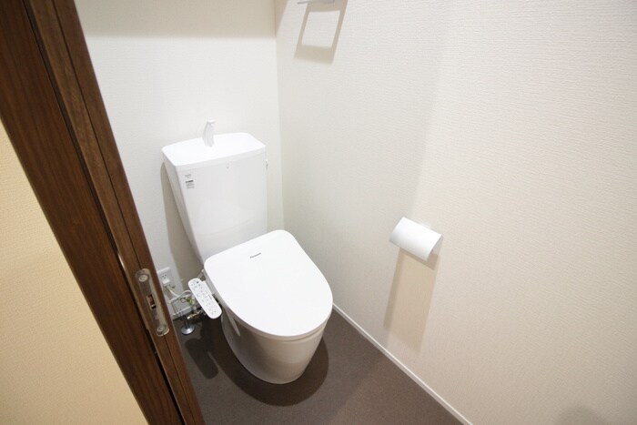 物件内観写真11　(トイレ)